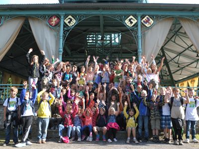 Kinder am Josephskreuz im Harz – Ferienlager ins „Forsthaus Auerberg“ in Stolberg