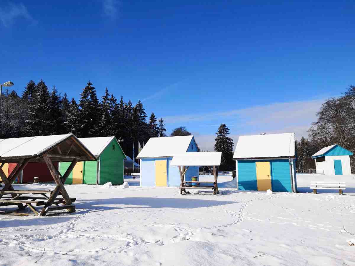 Winterimpressionen &ndash; unsere Bungalows im Schnee